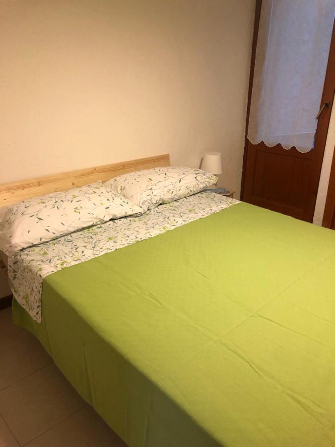 La Casa Di Rox Ad Aosta - Small Holiday Apartment In Central Aosta - Alloggio Ad Uso Turistico - Vda - Aosta - N 0304 المظهر الخارجي الصورة